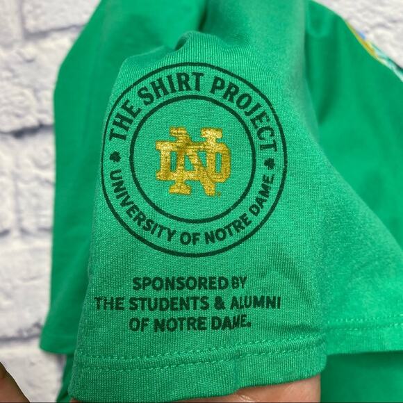 NEW Colosseum Notre Dame Vneck Tee in Green - Picture 5 of 7